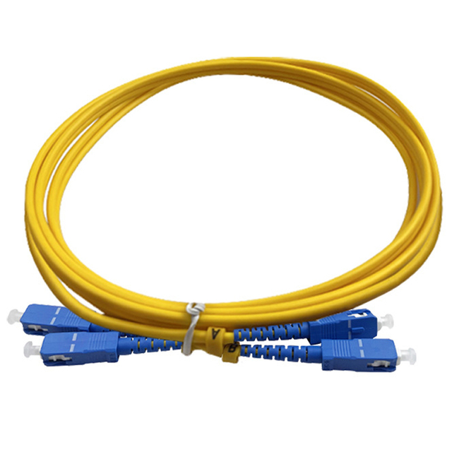 Cord&oacute;n de conexi&oacute;n al aire libre interior del cable de fibra &oacute;ptica del cable de descenso G657A del puente FTTH de SC/UPC SC/APC 2,0m m 3,0m m